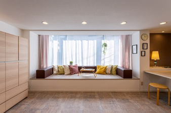 コレントハウス馬込【居間・リビング】清潔感ある広々としたリビングで、人もペットも快適なシェア生活。全１５戸、猫好きが集まるシェアハウスで