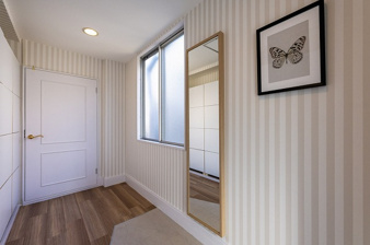 コレントハウス馬込【洋室】個室１０１号室：ベッド、マットレス、エアコン、カーテンを完備。
