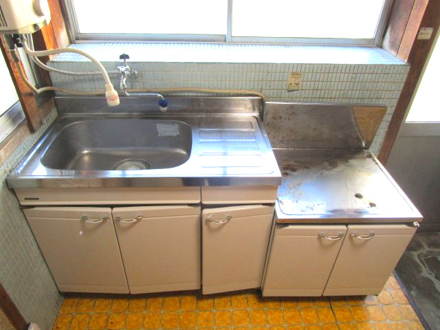 高山市石浦町４丁目の中古一戸建