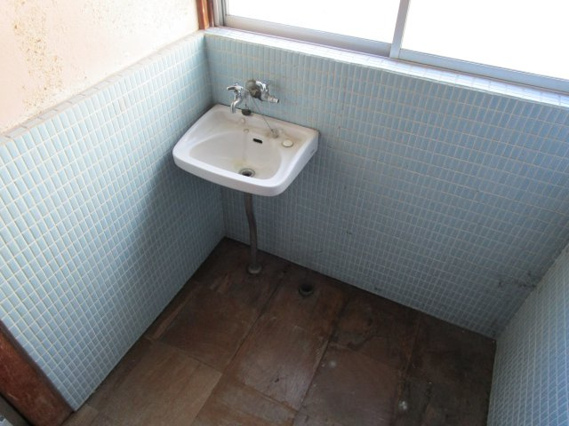 高山市石浦町４丁目の中古一戸建