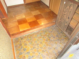 高山市石浦町４丁目の中古一戸建