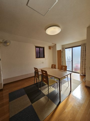 鳥取市行徳２丁目 中古戸建て【居間・リビング】