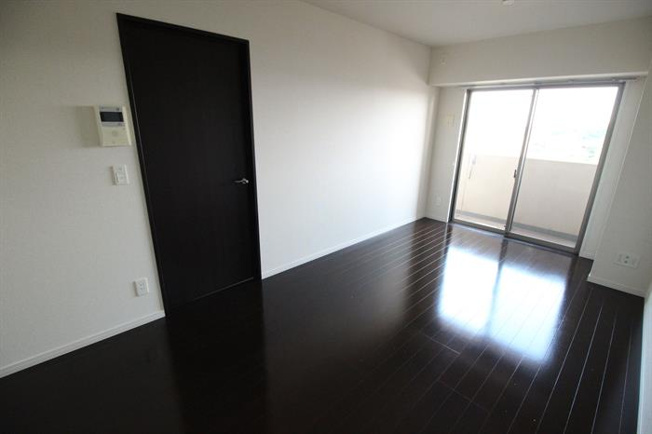 ※間取りが同じ（反転）別のお部屋です　※現況優先