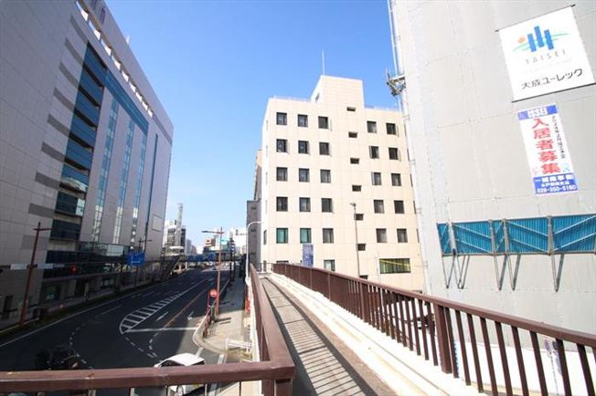 前面歩道橋から水戸駅前方面