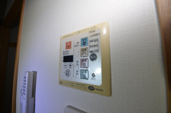 SUITE.HND【その他】モニター付きインターフォンで来客対応も安心です！