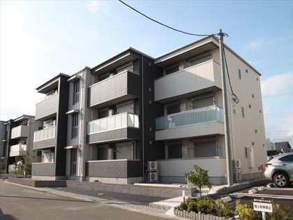 ラフィーナ・コートの画像