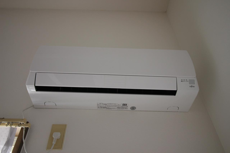 エアコン新品設置します。