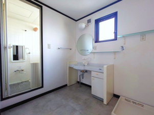 レジデンスビルホソノ【洗面所】