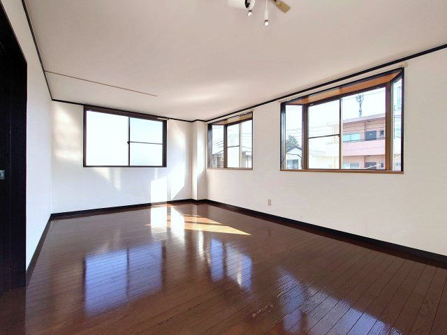 レジデンスビルホソノ【洋室】