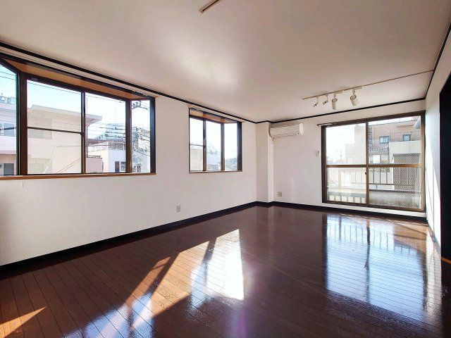 レジデンスビルホソノ【洋室】