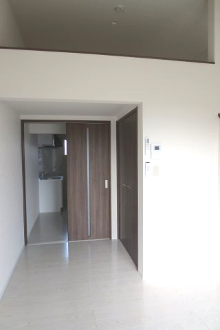 ジェニファー３７【洋室】