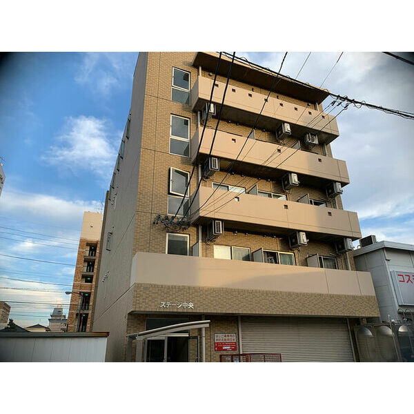 ステージ中央【外観】