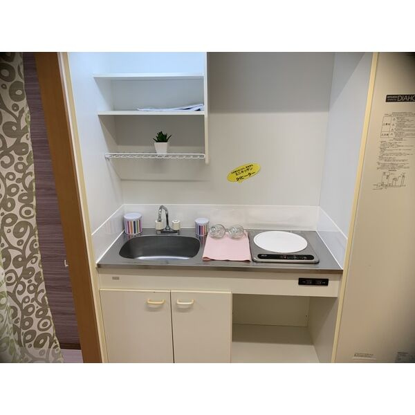 ステージ中央【キッチン】