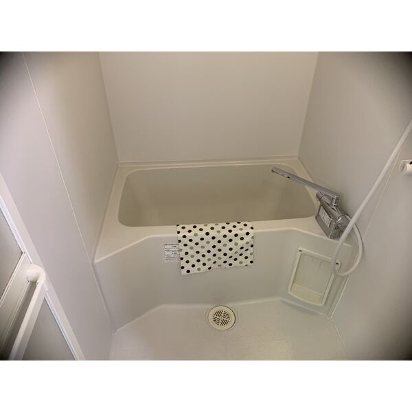 ステージ中央【浴室】