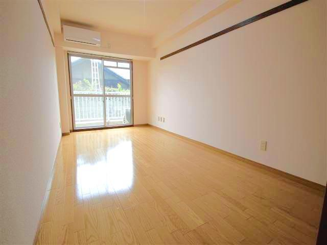 明るいお部屋に気分ルンルン♪
