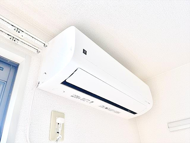 宅配ボックスがあるので、一人暮らしには嬉しいですね！