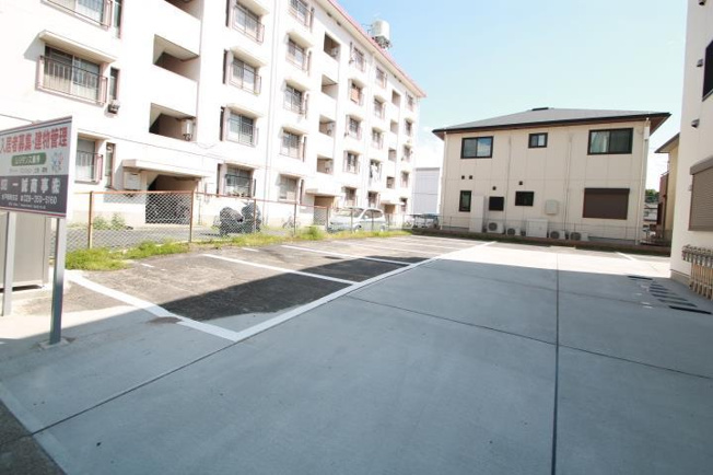 敷地内駐車場あり！