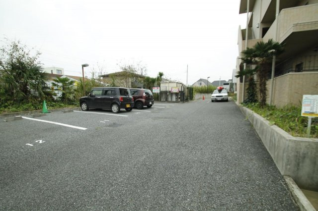 駐車場も1台無料です。
