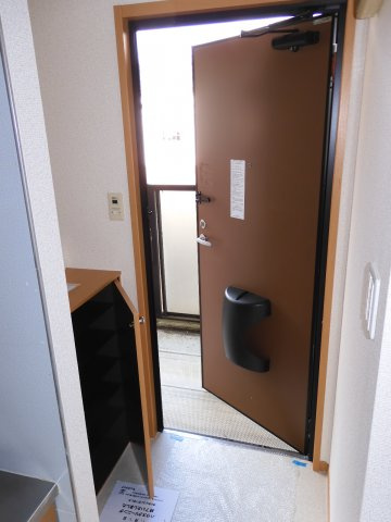 フルールエイコ【玄関】