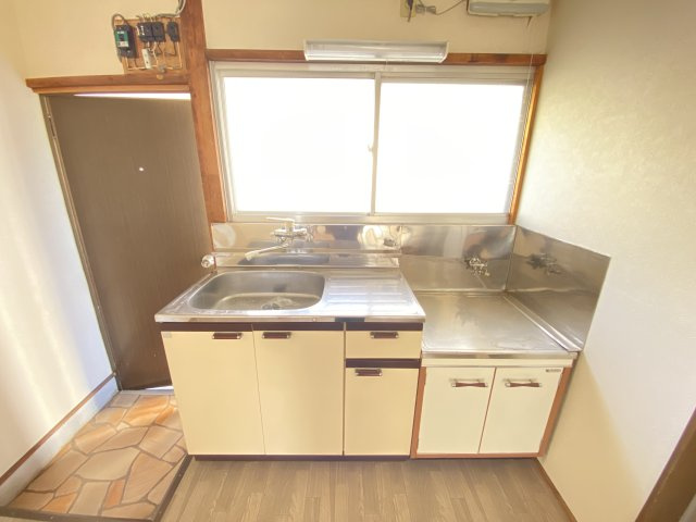 ニューグリーンハイツ【キッチン】