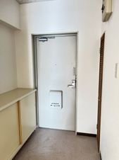 アットワークビル【玄関】