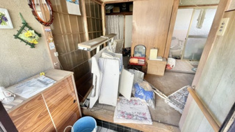 甲府市下飯田3丁目 中古戸建【玄関】