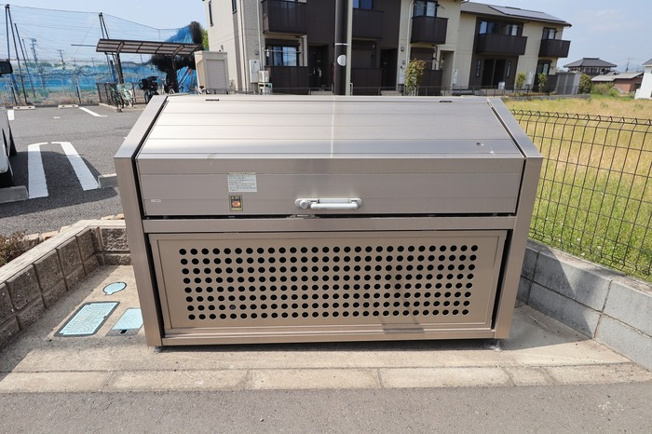 ゴミストッカー