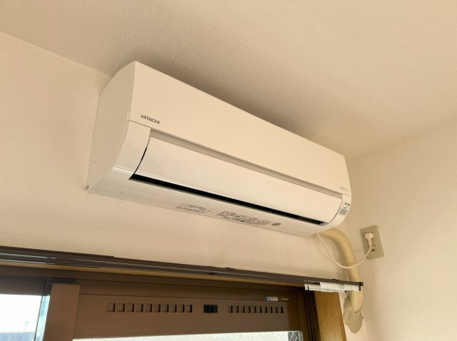 ※原状回復中のため、同タイプの室内写真になります。