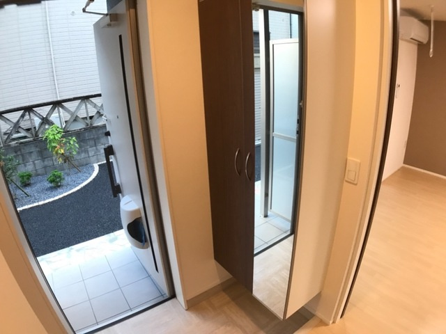 玄関