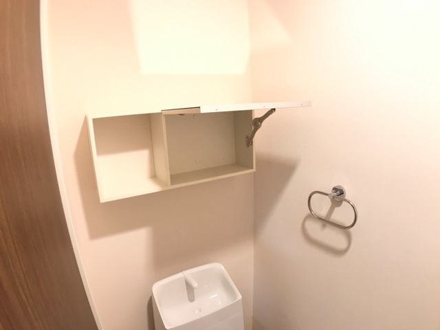 収納棚