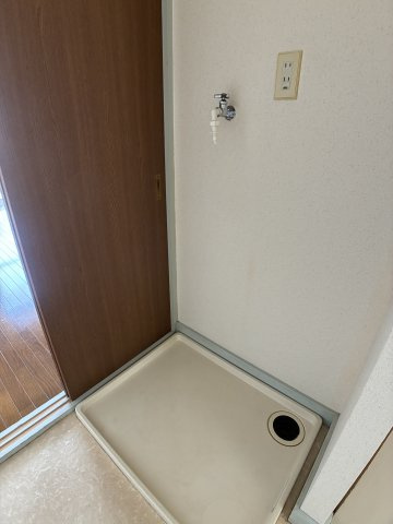 室内洗濯機置き場あります