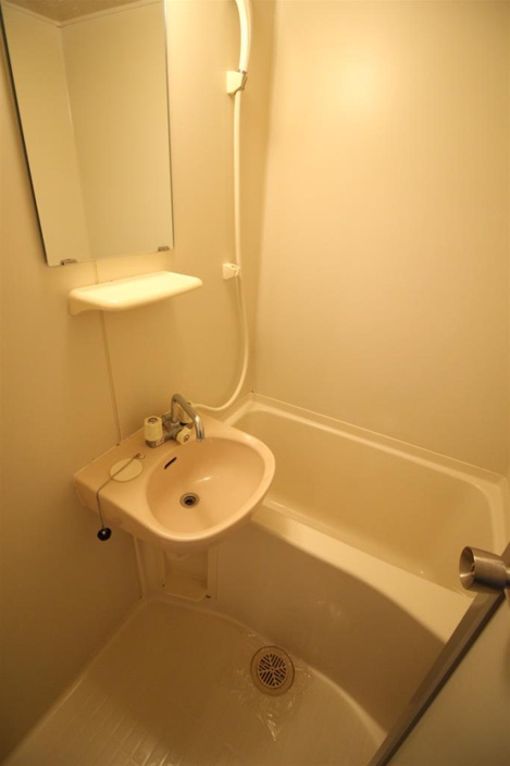 バス・トイレ別