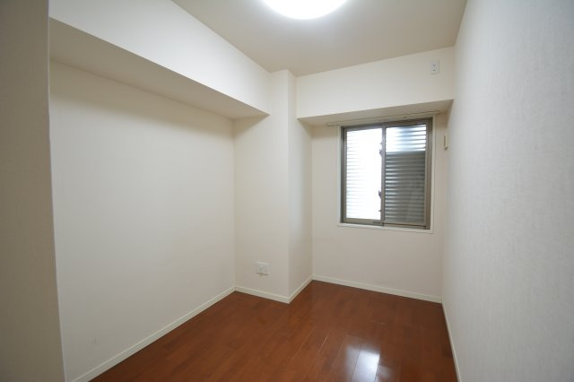 グランドメゾン西大畑【洋室】洋室５．４帖です！