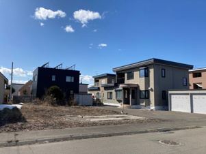 西１７条南５丁目【前面道路含む現地写真】
