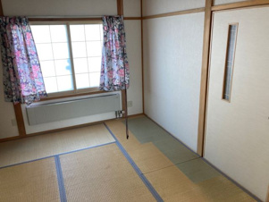 西１７条南５丁目【和室】