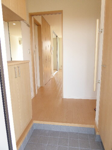 シャーメゾンＡｎｇｅ(アンジュ) Ｂ棟【玄関】