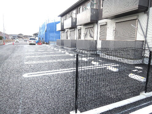 シャーメゾンＡｎｇｅ(アンジュ) Ｂ棟【駐車場】