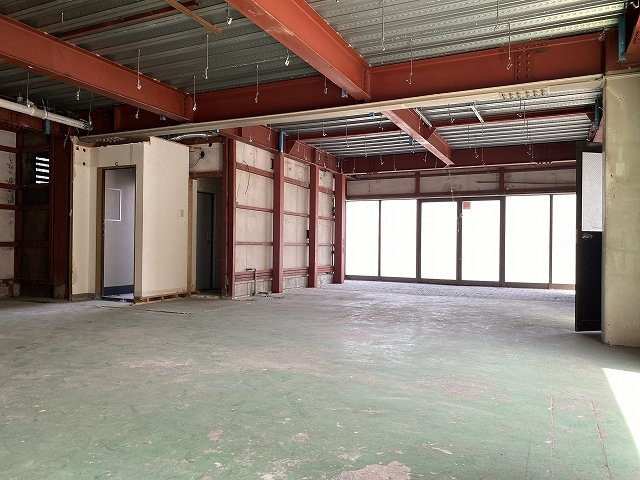 八王子東海ビル1階フロア