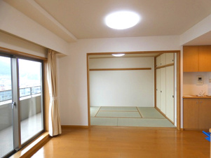高山市昭和町１丁目の中古マンション