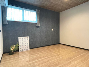 石巻市大手町の中古一戸建【洋室】