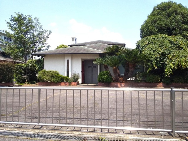 上野歯科医院 0.1km