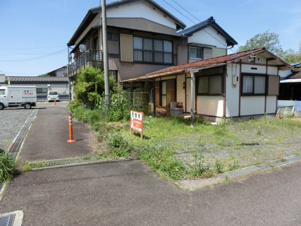 可児市兼山の売地【前面道路含む現地写真】
