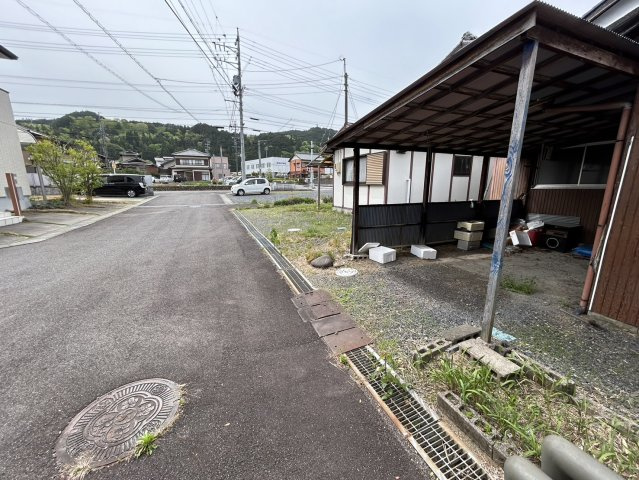 可児市兼山の売地【前面道路含む現地写真】