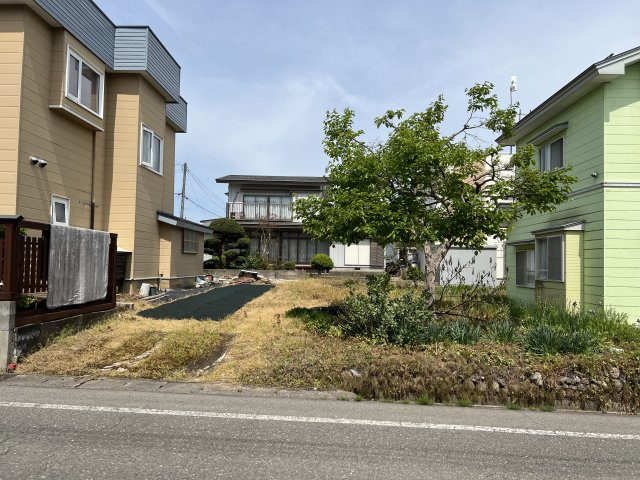 秋田県横手市朝日が丘2丁目売地【外観】