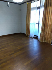 鳥取市北園2丁目戸建て【洋室】