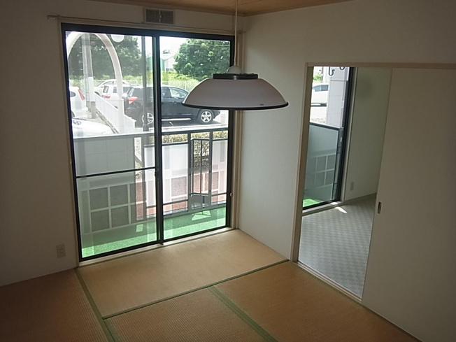 和室と洋室2部屋が嬉しいですね♪