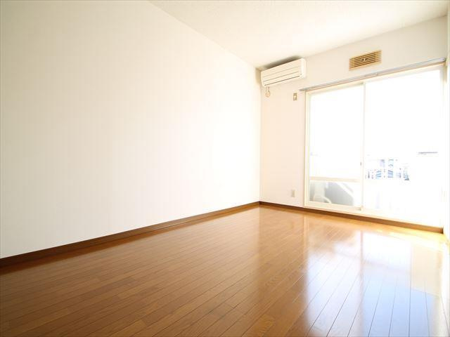 日当たり良好な6帖の洋室です！！