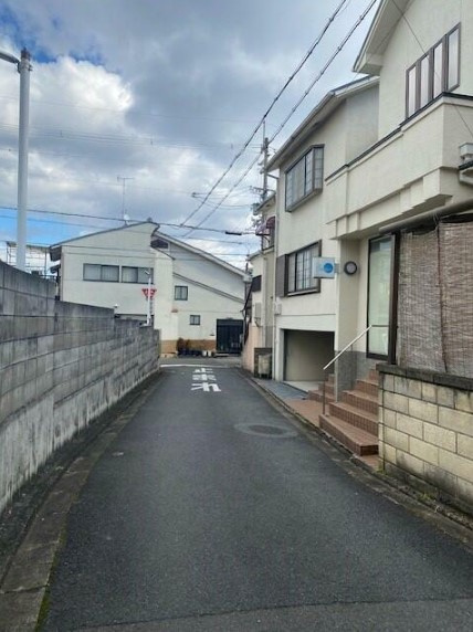 K21786-待鳳【前面道路含む現地写真】