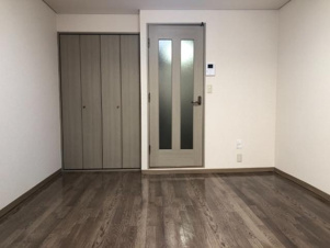 ＬＡＨＡＩＮＡ【内装】洋室