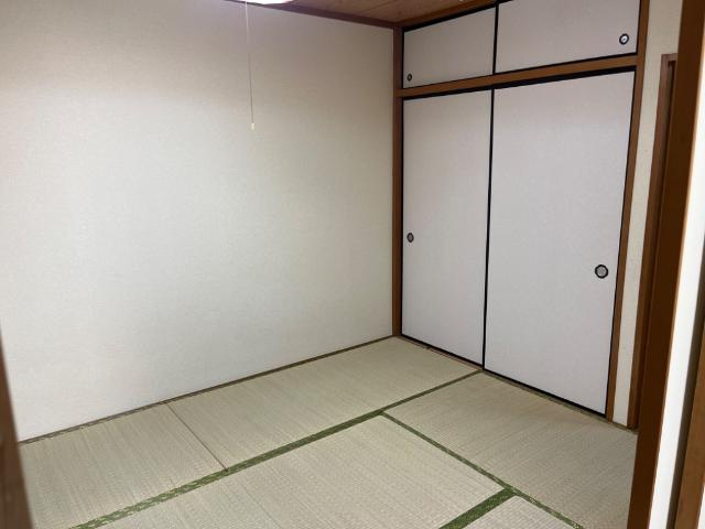 クィーンズコートＢ棟【内装】和室